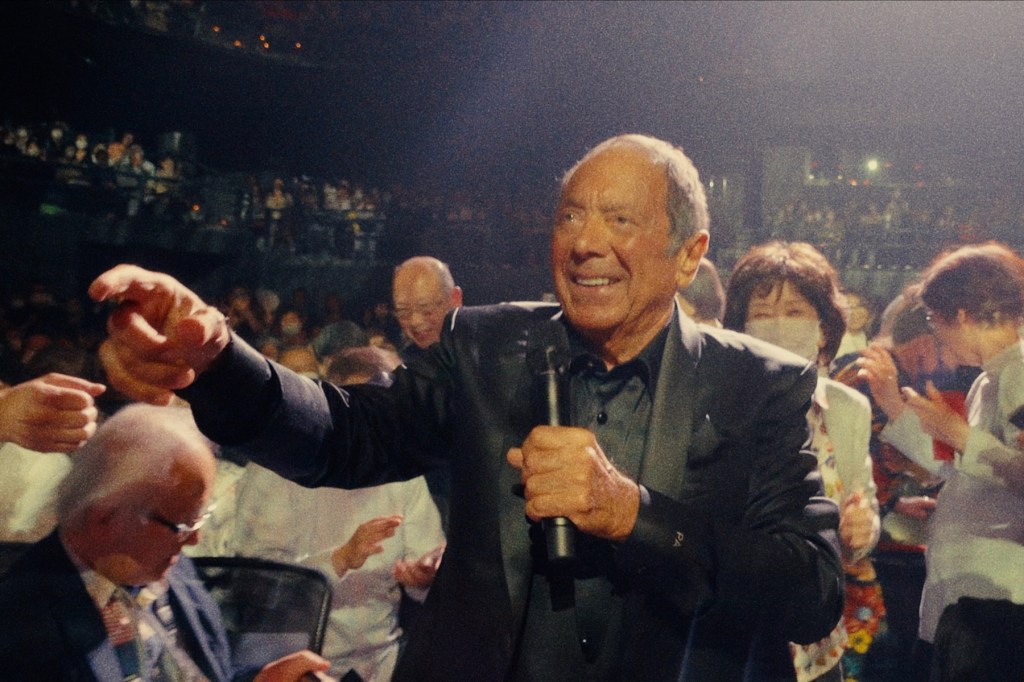 Paul Anka Shares Longevity Tips for Health & Music Industry