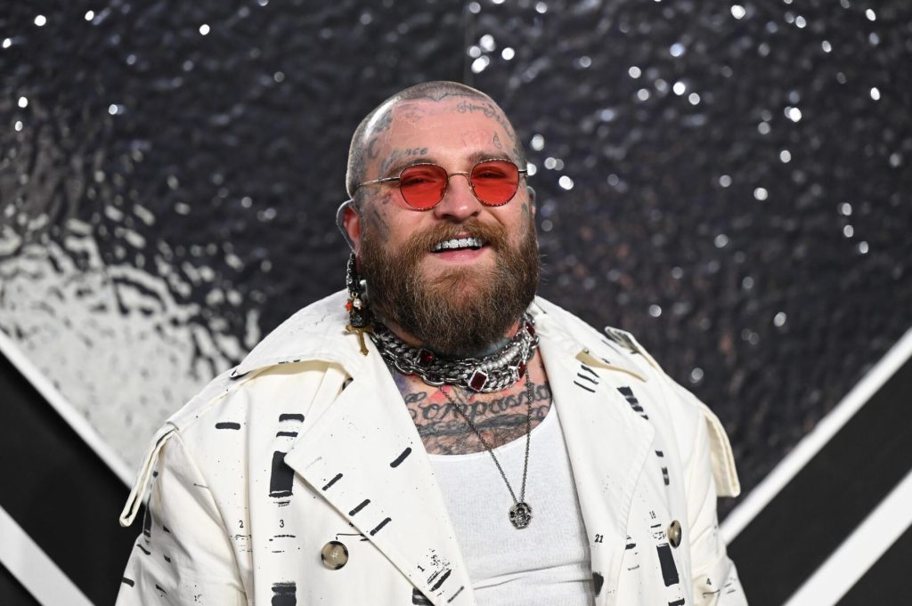 Teddy Swims to Headline 2026 Super Bowl LX Tailgate Concert