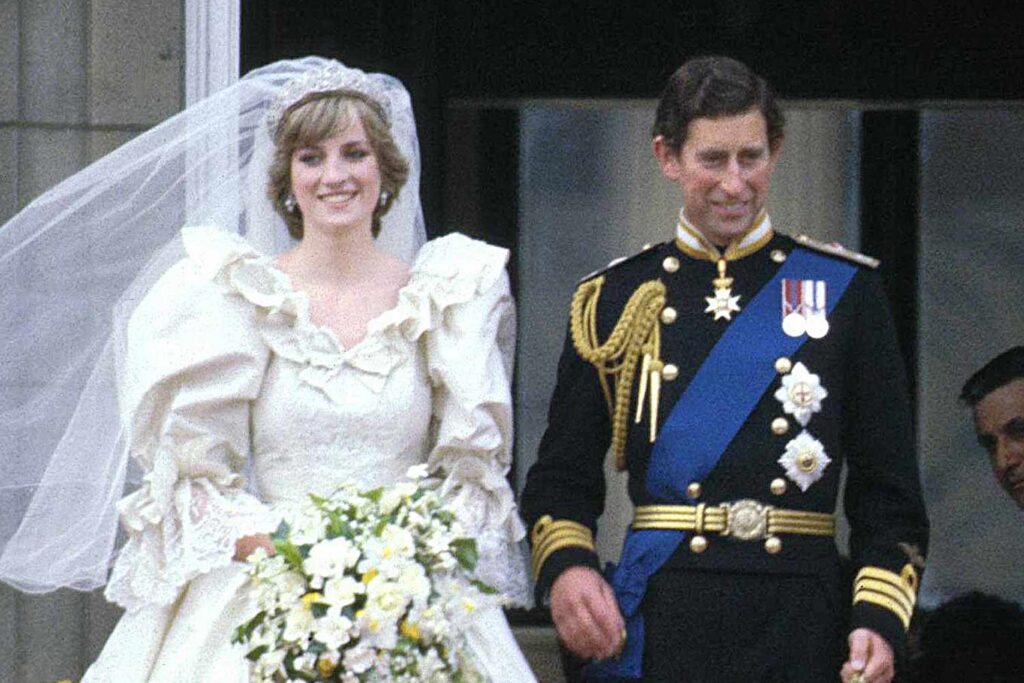 All the Details on Princess Diana’s Iconic Wedding Dress