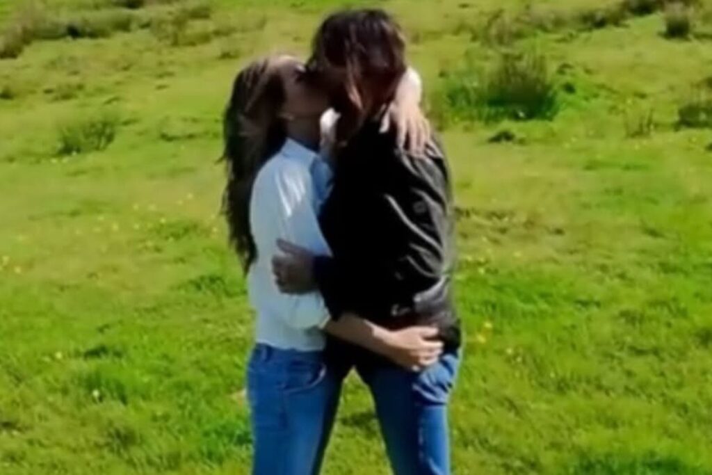Billy Ray Cyrus Shares a Kiss with Elizabeth Hurley After Birthday Trip
