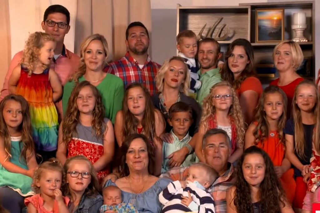 3 ‘Meet the Putmans’ Family Members Die in Car Crash, Several Others Hospitalized