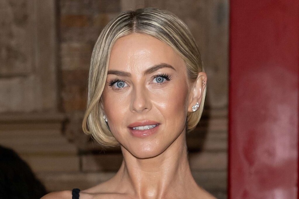 Julianne Hough Recalls How Things ‘Fell Apart’ During ‘Darkest Time’ in Life
