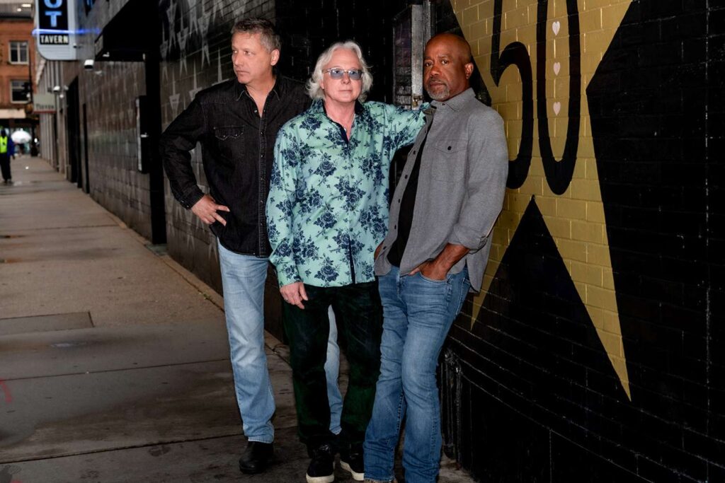 Darius Rucker Supergroup Howl Owl Howl Featuring R.E.M. and Black Crowes Members Announce Tour