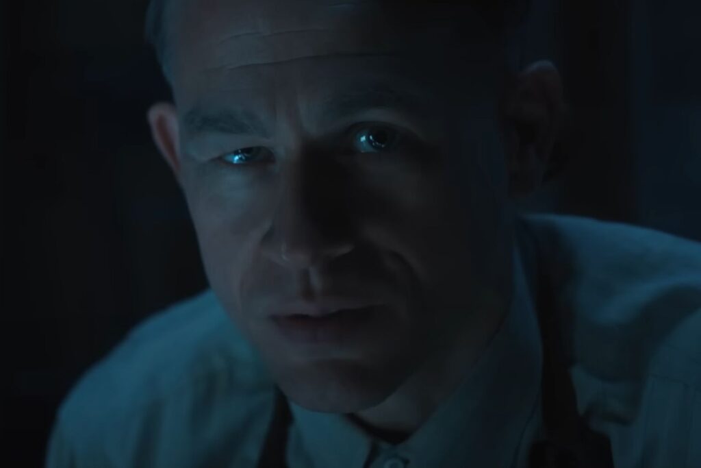 Charlie Hunnam Stars in Terrifying First Trailer of ‘Monster: The Ed Gein Story’