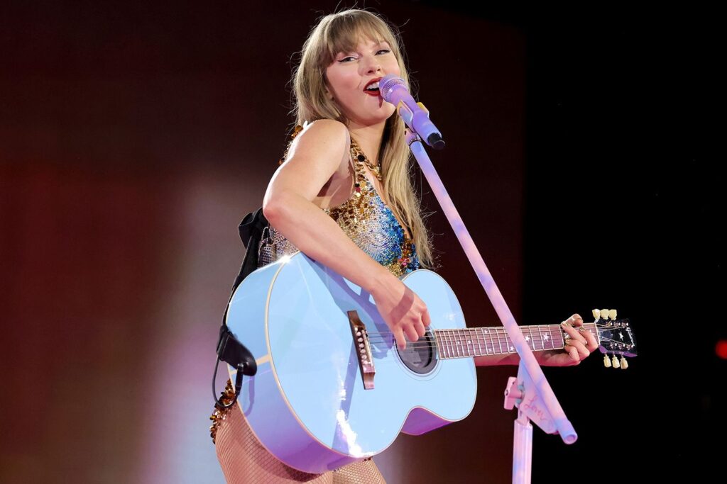 Taylor Swift Launches SiriusXM Channel 13 Days Ahead of ‘The Life of a Showgirl’