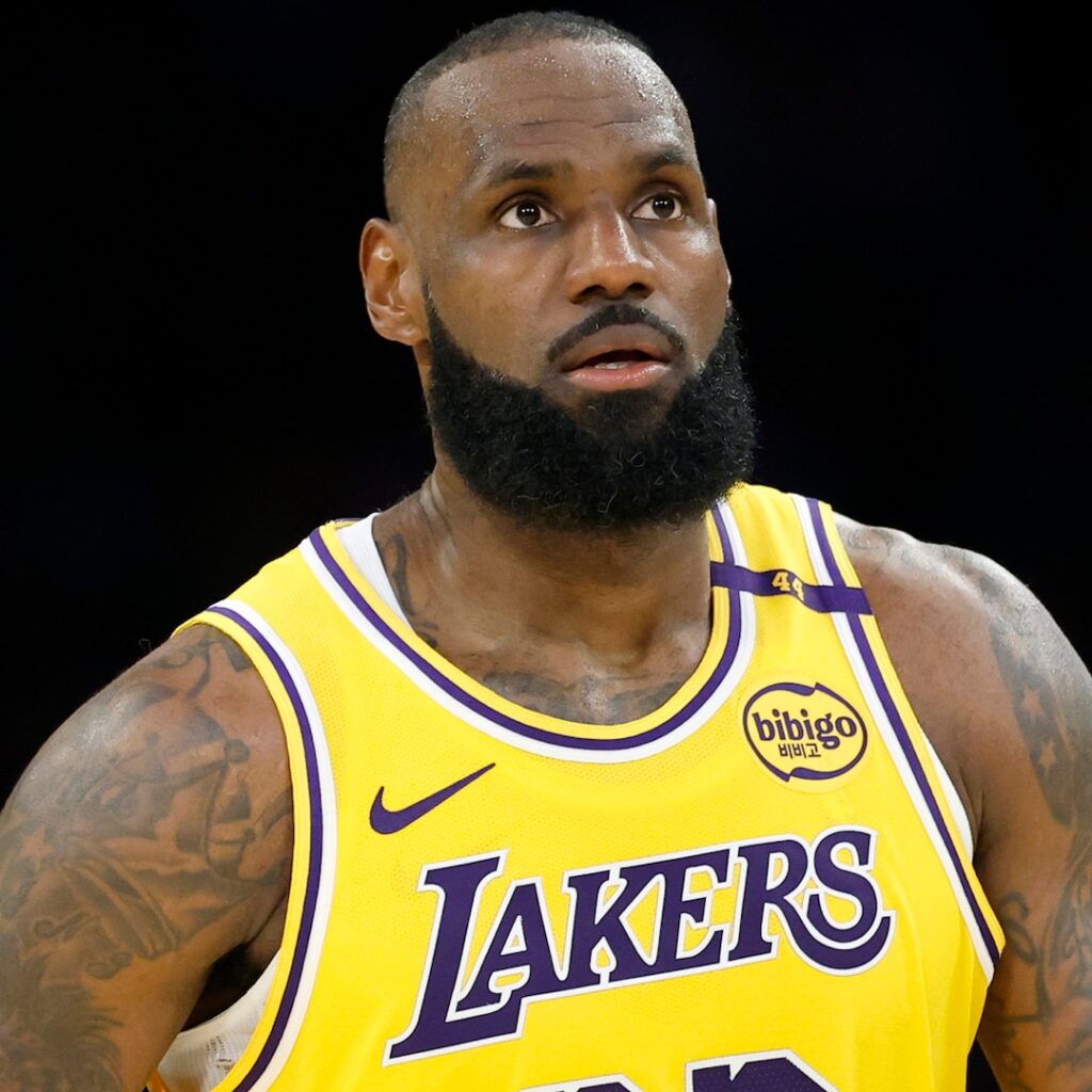 NBA’s LeBron James Injured Sciatica, Missing Lakers Games