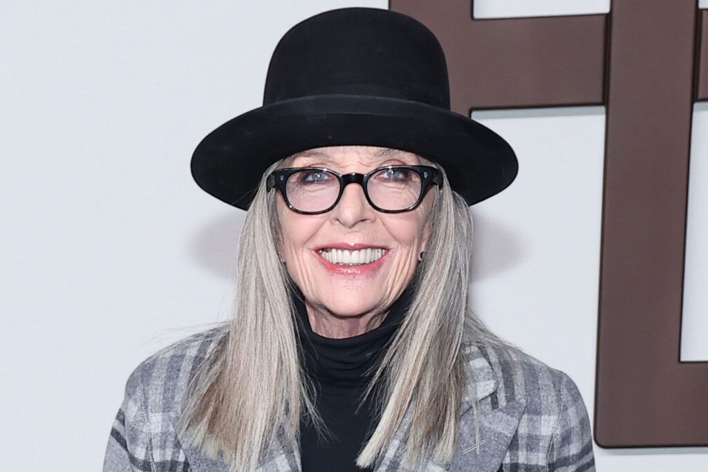 SNL Pays Tribute to Diane Keaton
