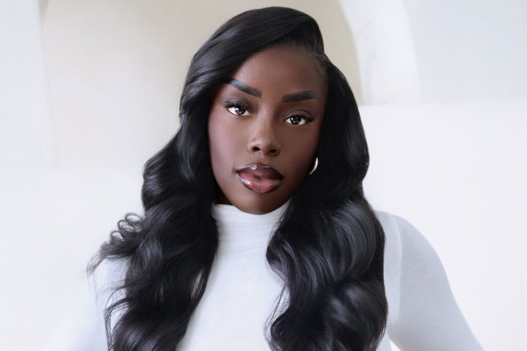 Beauty Influencer Golloria Calls Out Industry’s Lack of ‘Inclusivity’ (Exclusive)