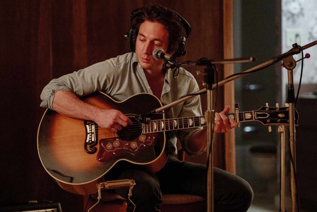 Is Jeremy Allen White Singing in ‘Springsteen: Deliver Me from Nowhere’?