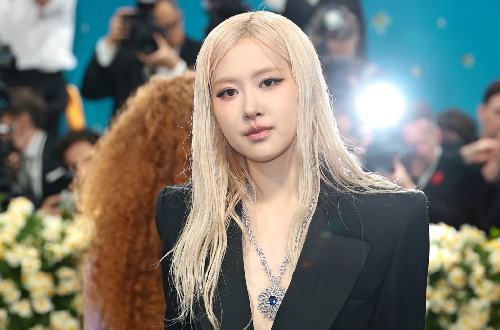 BLACKPINK’s ROSÉ Says Winning a Grammy Would Be Her ‘Dream’ Come True