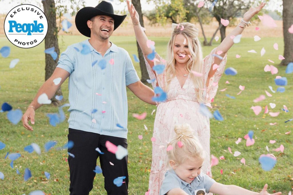 ‘Big Brother’ Stars Nicole Franzel, Victor Arroyo Reveal Sex of Their Twins (Exclusive)