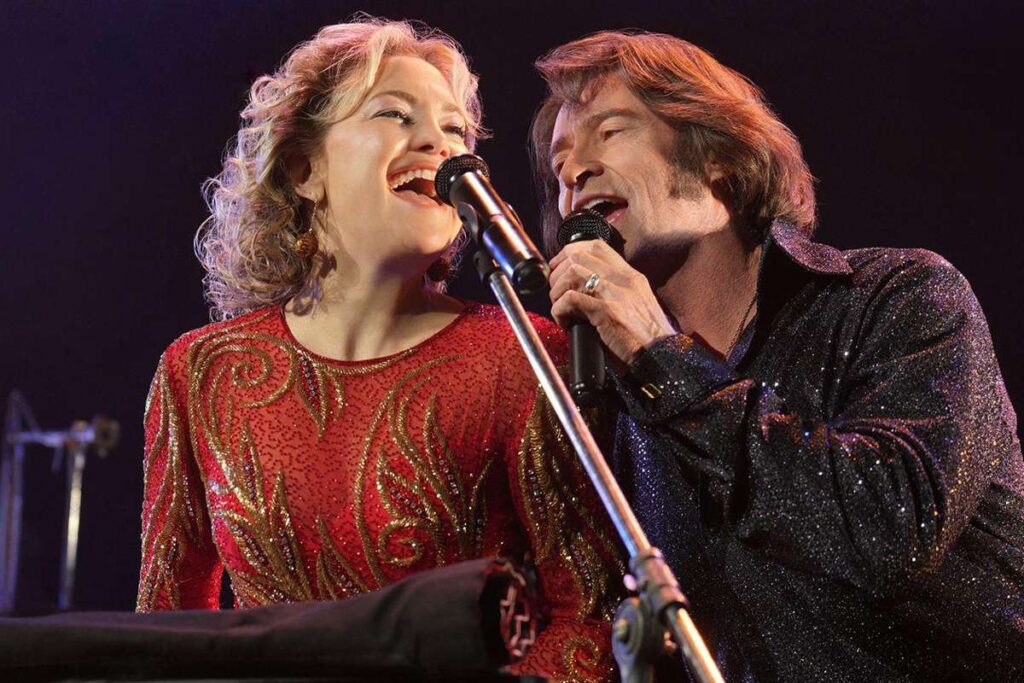 How Kate Hudson Tapped Into Playing a Neil Diamond Tribute Band Singer