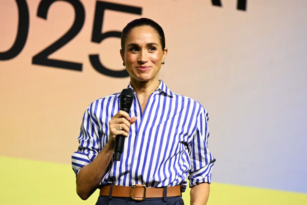 Meghan Markle’s Travel Uniform Included a Barn Jacket, Get the Look