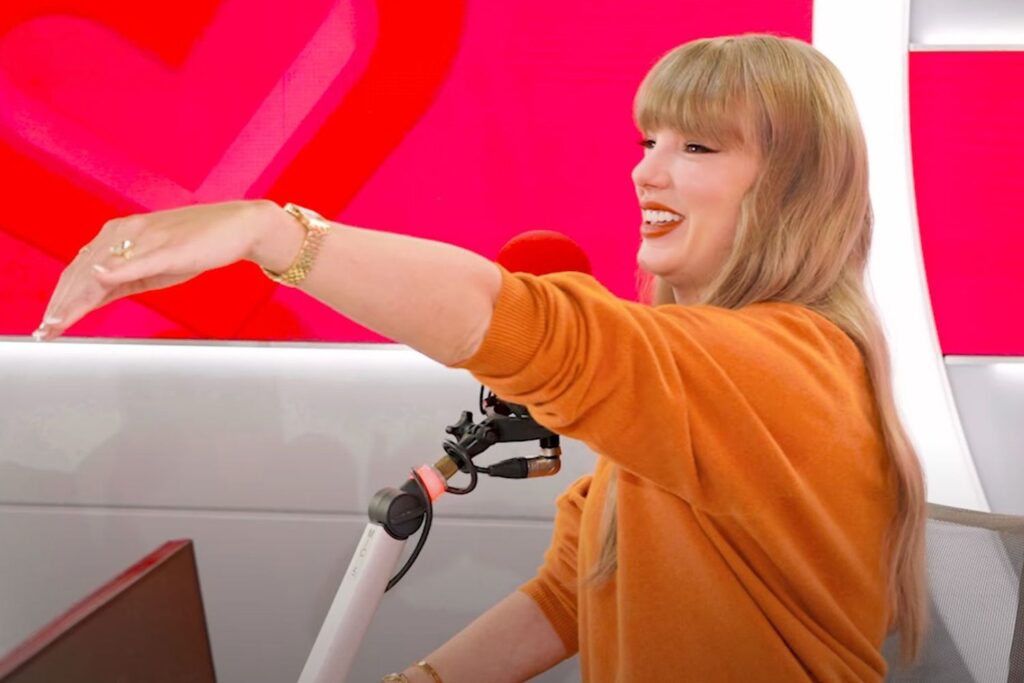 Taylor Swift Says Travis Kelce Was ‘Paying Attention’ When He Chose Engagement Ring
