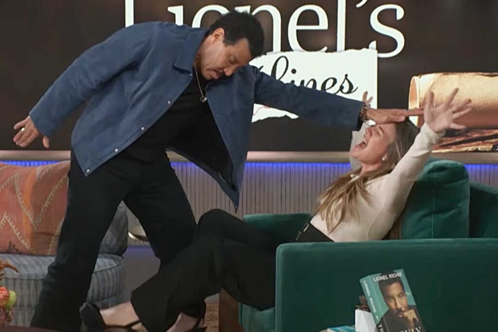 Lionel Richie Jokingly ‘Healed’ Kelly Clarkson After the Singers Discussed Grief