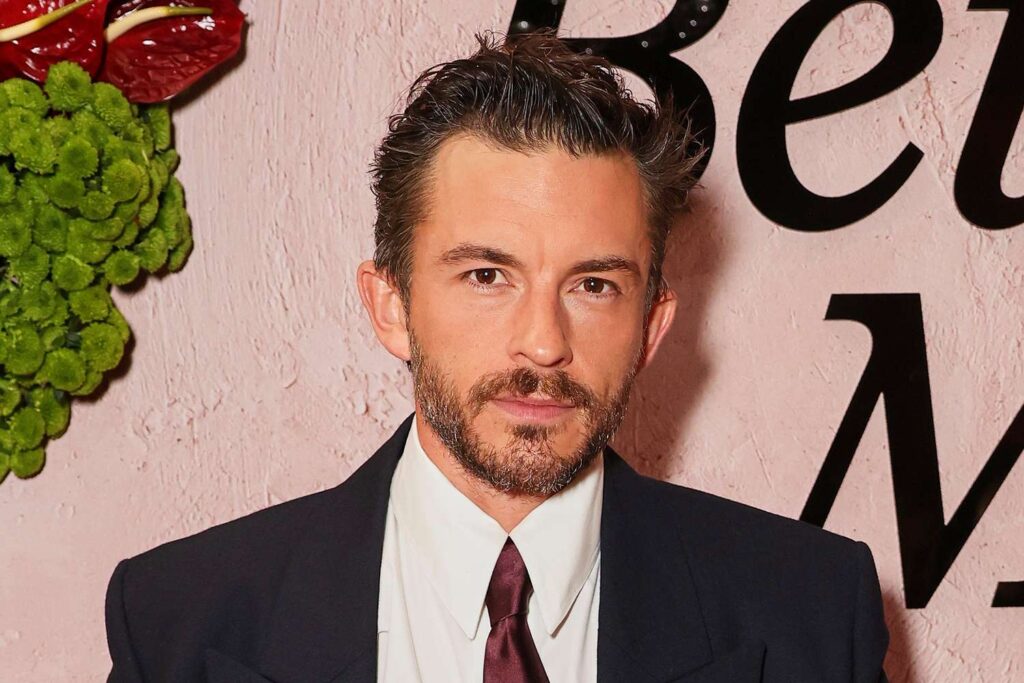 Jonathan Bailey Reflects on Growing Up Gay in School, Feeling ‘Scared’ and ‘Alone’