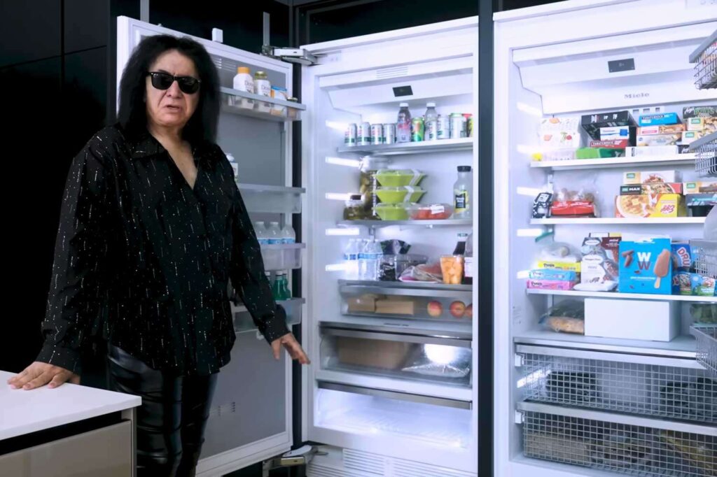 Gene Simmons’ Love of Cake Is ‘About as Much Fun as I Can Have with My Pants on’