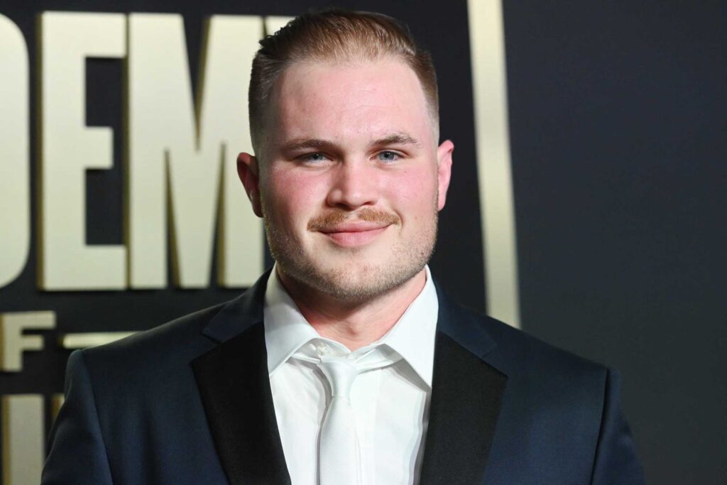 Zach Bryan Says He’s Been Sober 2 Months in Candid Social Media Post