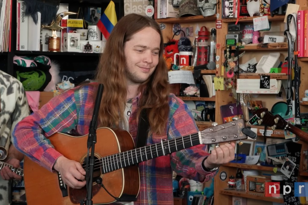 Billy Strings Makes His Tiny Desk Concert Debut: Video