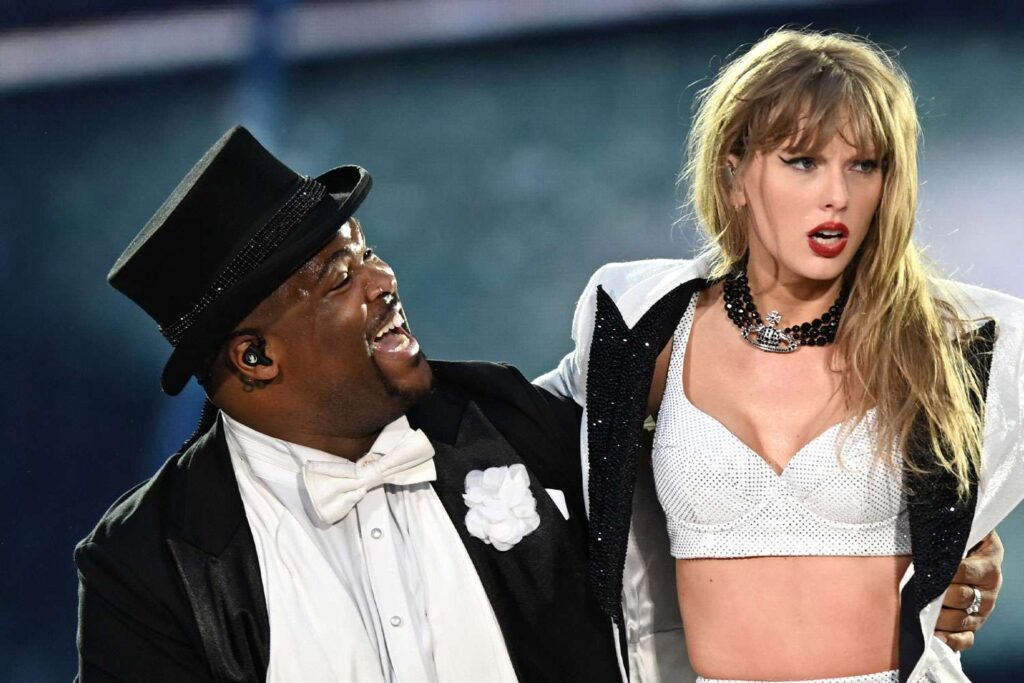 Taylor Swift’s Dancer Kam Saunders and His Mom Have Sweet Talk in New Docuseries