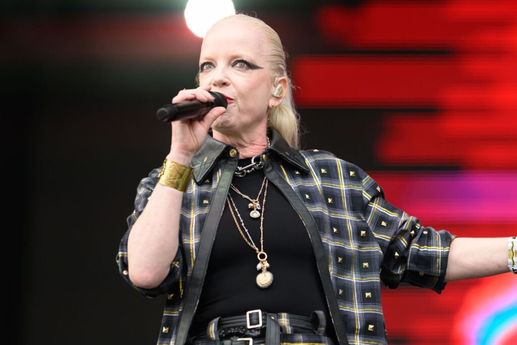 Shirley Manson Slams ‘Intolerance’ at Sydney Show After Bondi Beach Shooting