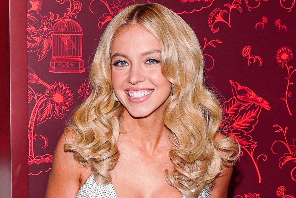 Sydney Sweeney Says She’s ‘Never’ Had Work Done, ‘Everybody on Social Media’s Insane’