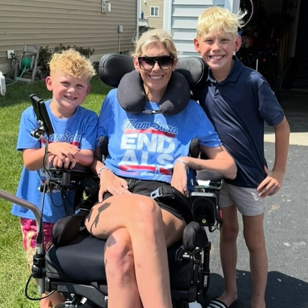 Influencer Sara Bennett Announces Her Death From ALS at 39